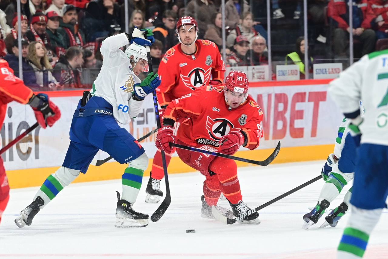 Сегодня «Автомобилист» без победы Сегодня «Автомобилист» без победы