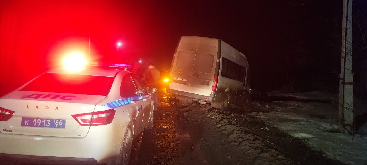 Госавтоинспекция проводит проверку по факту ДТП в Белоярском районе с участием курсантки одной из автошкол, не имеющей прав на вождение Госавтоинспекция проводит проверку по факту ДТП в Белоярском районе с участием курсантки одной из автошкол, не имеющей прав на вождение