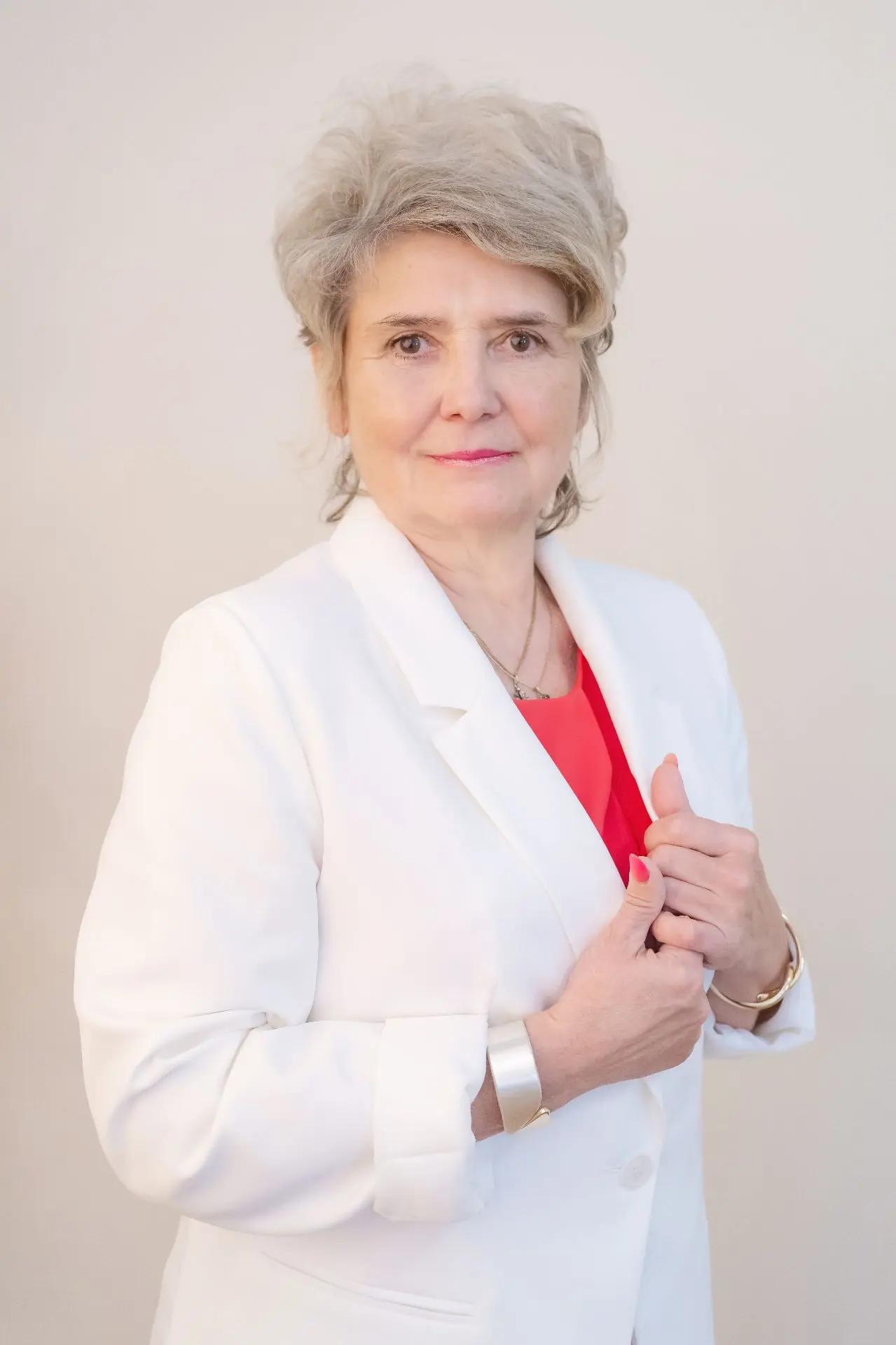 Заведующая отделом культуры администрации Новоуральска Ирина Шаповалова стала лауреатом первой Национальной премии для управленцев в сфере культуры