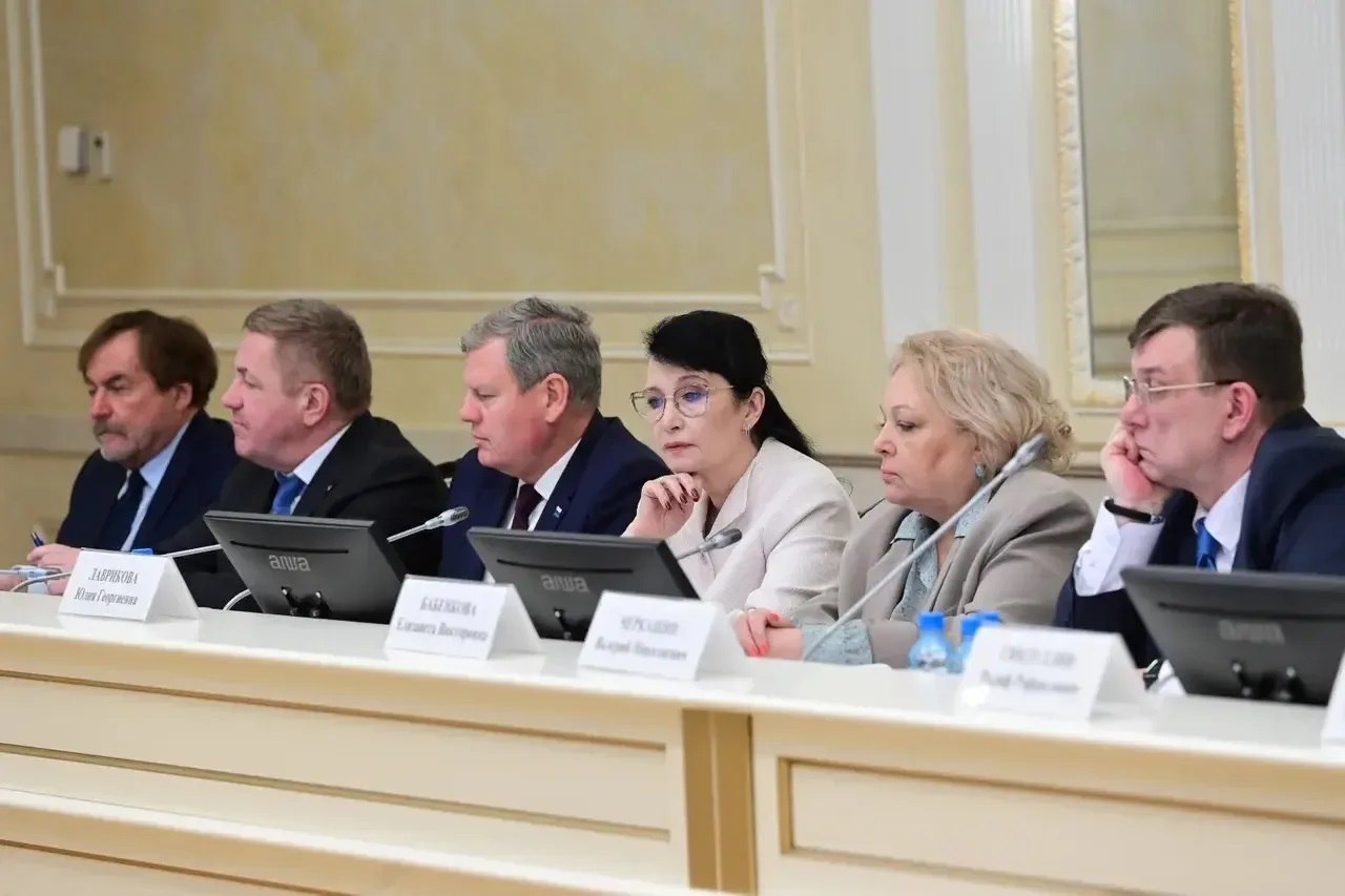 Свердловская область запускает новое региональное движение «За медицину здорового долголетия» Свердловская область запускает новое региональное движение «За медицину здорового долголетия»