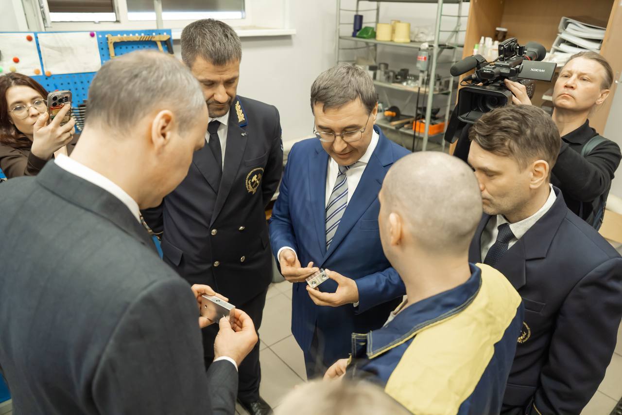 Уральский государственный горный университет готовит инженеров для всей технологической цепочки горнодобывающей отрасли Уральский государственный горный университет готовит инженеров для всей технологической цепочки горнодобывающей отрасли