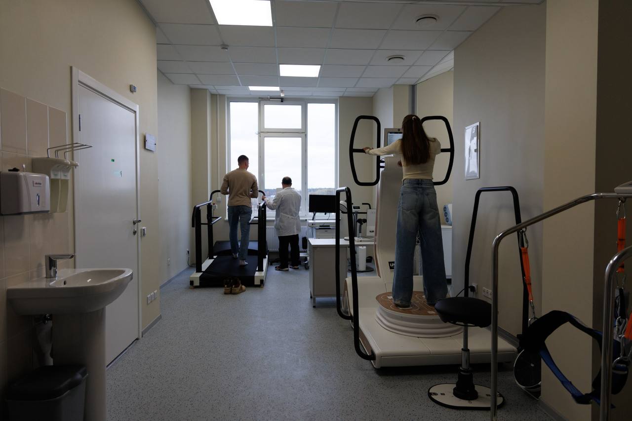 Денис Паслер: На площадке кампуса УрФУ обсудили с Валерием Николаевичем Фальковым, как растет и развивается уральский студенческий город Денис Паслер: На площадке кампуса УрФУ обсудили с Валерием Николаевичем Фальковым, как растет и развивается уральский студенческий город