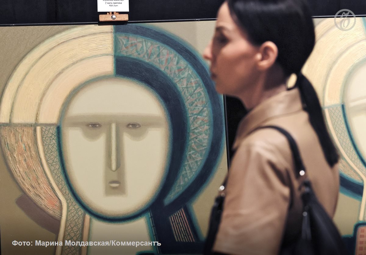 В Международном центре искусств «Главный проспект» в Екатеринбурге одновременно открылись три выставки — «Мир Шагала», персональная экспозиция уральских художников Василия и Любови Анциферовых «От земного до небесного» и...