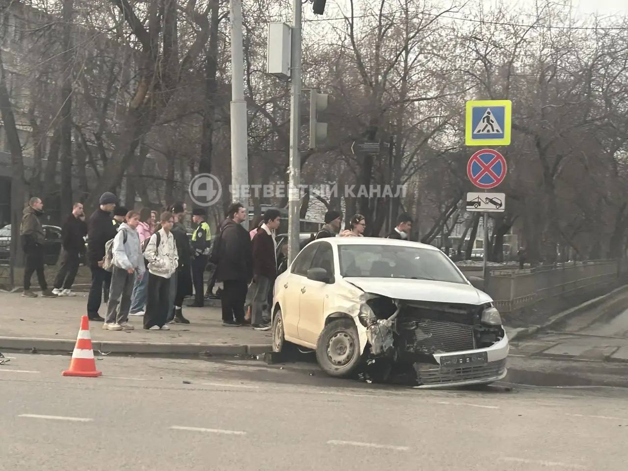 «Девушка без ноги осталась»: водитель, попавший в жёсткое ДТП на в центре Екатеринбурга, рассказал подробности аварии «Девушка без ноги осталась»: водитель, попавший в жёсткое ДТП на в центре Екатеринбурга, рассказал подробности аварии