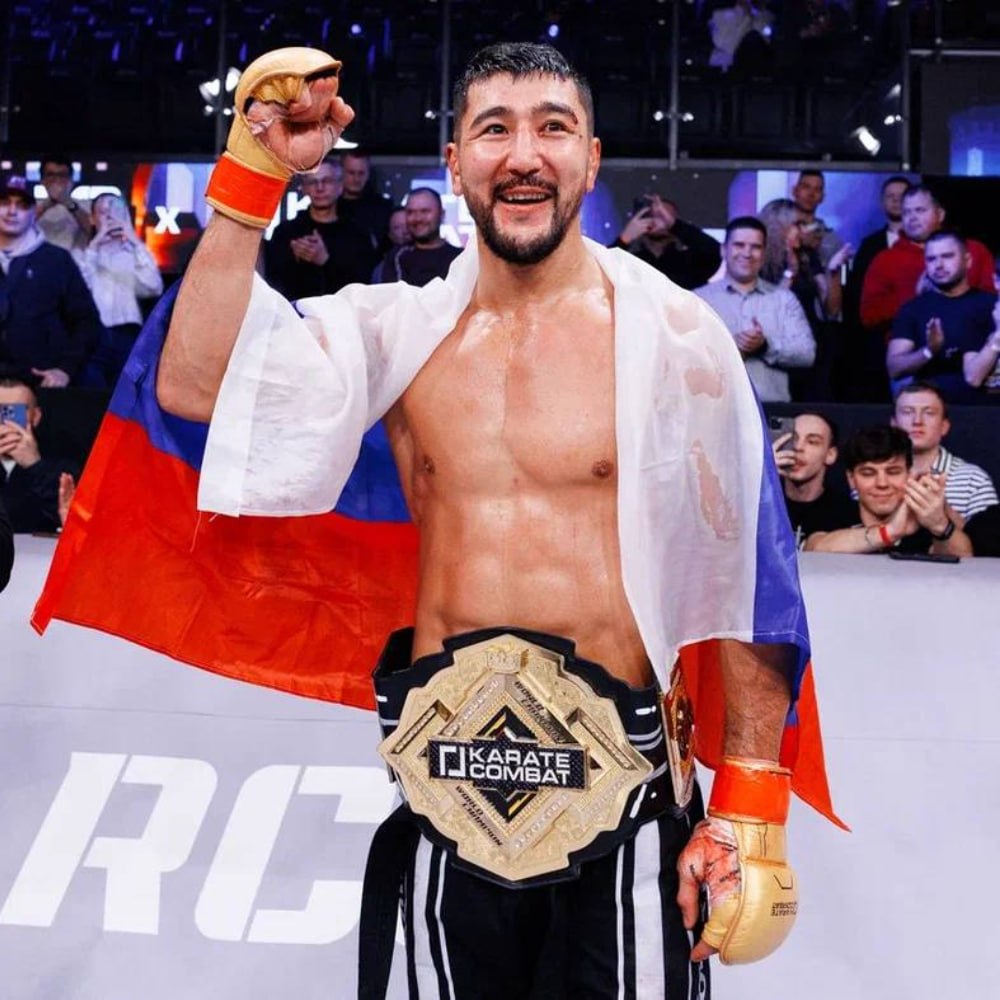 «Фантастический бой, спасибо тебе огромное»: Павел Воля восхитился победой уральского бойца на международном турнире российской лиги RCC, созданной Русской медной компанией совместно с Karate Combat «Фантастический бой, спасибо тебе огромное»: Павел Воля восхитился победой уральского бойца на международном турнире российской лиги RCC, созданной Русской медной компанией совместно с Karate Combat
