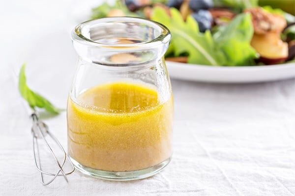 Вкусные заправки для салатов: 12 уникальных рецептов для домашнего стола