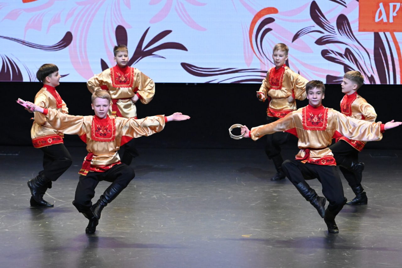 «Мы сумели поразить столичное жюри»: ансамбль танца «Веселинка» из Екатеринбурга стал лауреатом «Московской кадрили» «Мы сумели поразить столичное жюри»: ансамбль танца «Веселинка» из Екатеринбурга стал лауреатом «Московской кадрили»