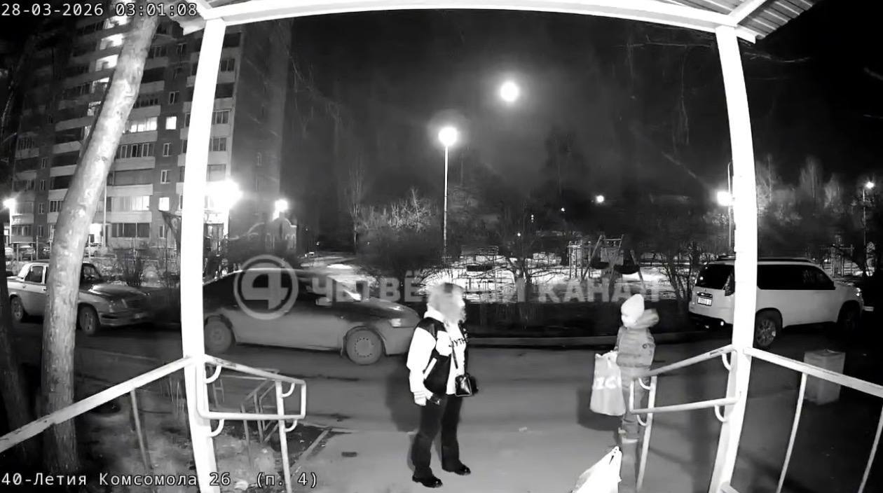 Екатерина Мизулина: Почти во всех пабликах сейчас публикуют кадры, на которых нетрезвая женщина жестоко избивает сына у подъезда в Екатеринбурге