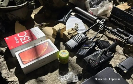 В колонии №47 в Каменске-Уральском обнаружили схрон оружия