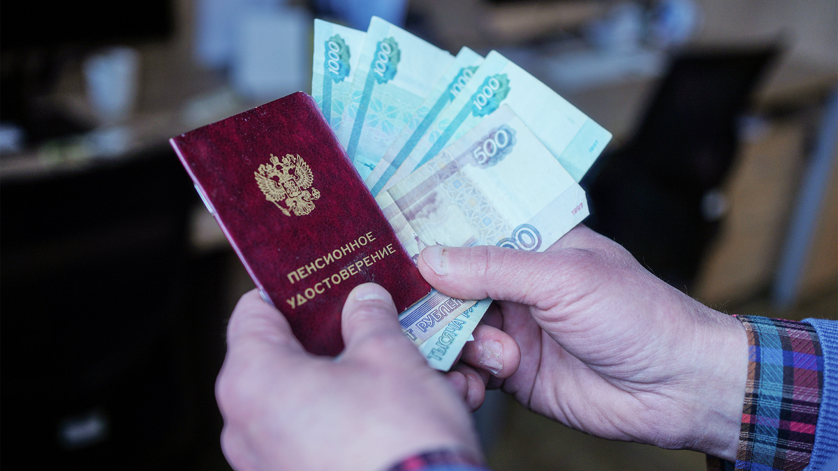 Как подтвердить стаж для пенсии: советы для тех, кто работал в 1990-е