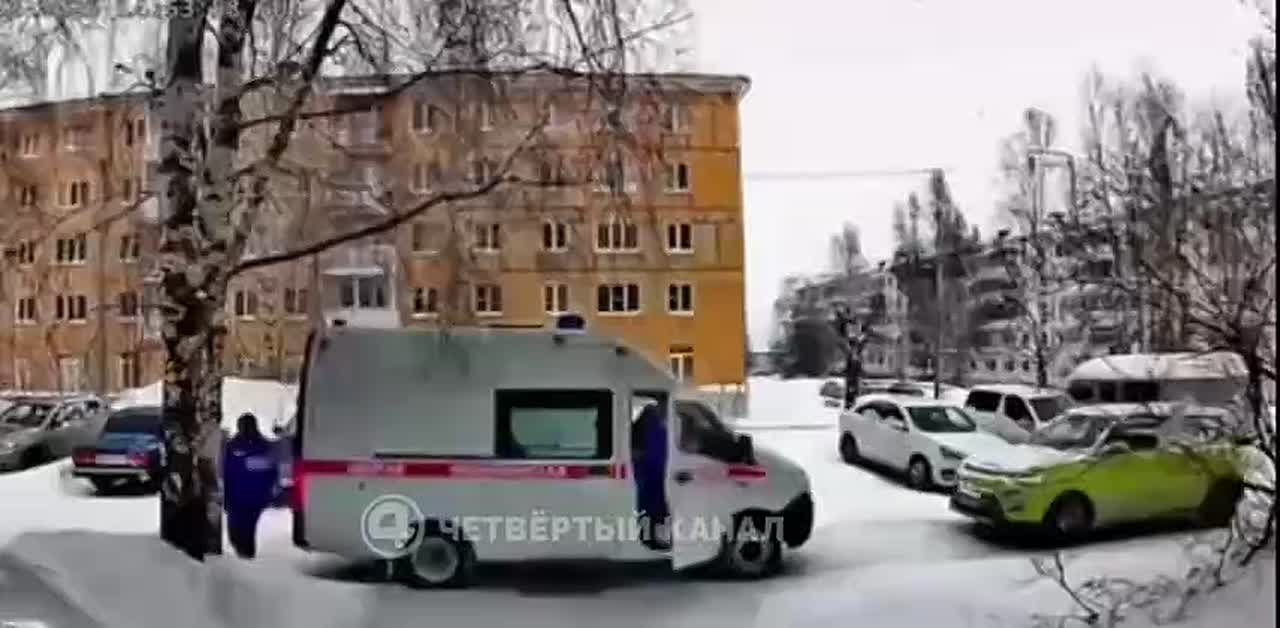 Не пропустил скорую — лишился прав: история из Карпинска закончилась максимальным наказанием для водителя