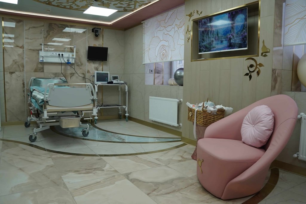 Сегодня, 5 апреля, исполняется ровно год с момента вступления Татьяны Савиновой в должность заместителя губернатора — министра здравоохранения Свердловской области Сегодня, 5 апреля, исполняется ровно год с момента вступления Татьяны Савиновой в должность заместителя губернатора — министра здравоохранения Свердловской области