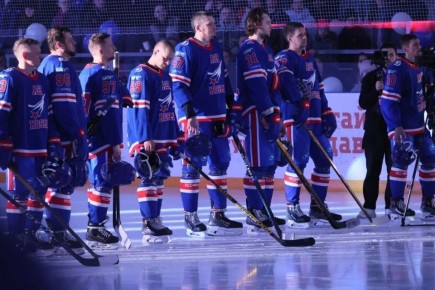 Артём Жога: Открыли сегодня в Екатеринбурге чемпионат России по спорту глухих среди мужских хоккейных команд