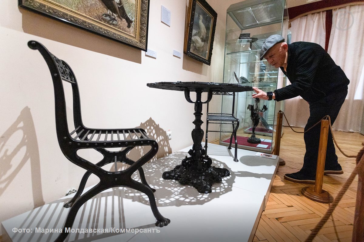 Выставка «Достояние Урала» в честь 155-летия Свердловского областного краеведческого музея имени Клера открылась в МВЦ «Дом Поклевских-Козелл» в Екатеринбурге Выставка «Достояние Урала» в честь 155-летия Свердловского областного краеведческого музея имени Клера открылась в МВЦ «Дом Поклевских-Козелл» в Екатеринбурге