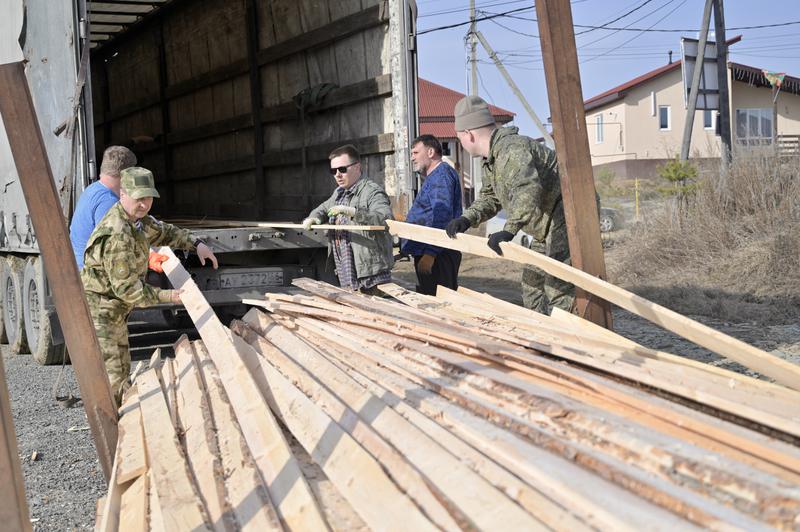 Здесь нет «чужих» и равнодушных: в эксклюзивном репортаже «ОГ» рассказываем, как свердловские волонтеры поддерживают участников боевых действий Здесь нет «чужих» и равнодушных: в эксклюзивном репортаже «ОГ» рассказываем, как свердловские волонтеры поддерживают участников боевых действий