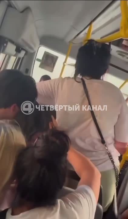 700 тысяч за избиение в автобусе: суд взыскал компенсацию не только с нападавших, но и с перевозчика