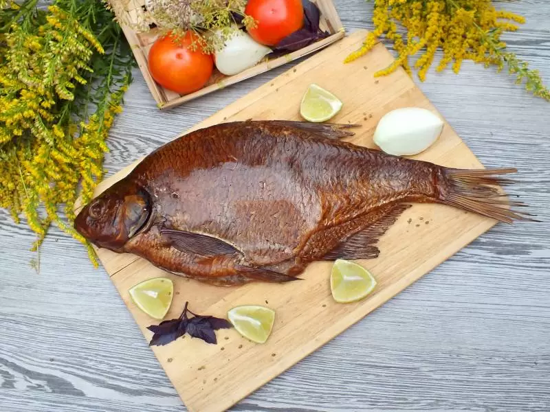 Лещ горячего копчения: как создать ароматное угощение своими руками