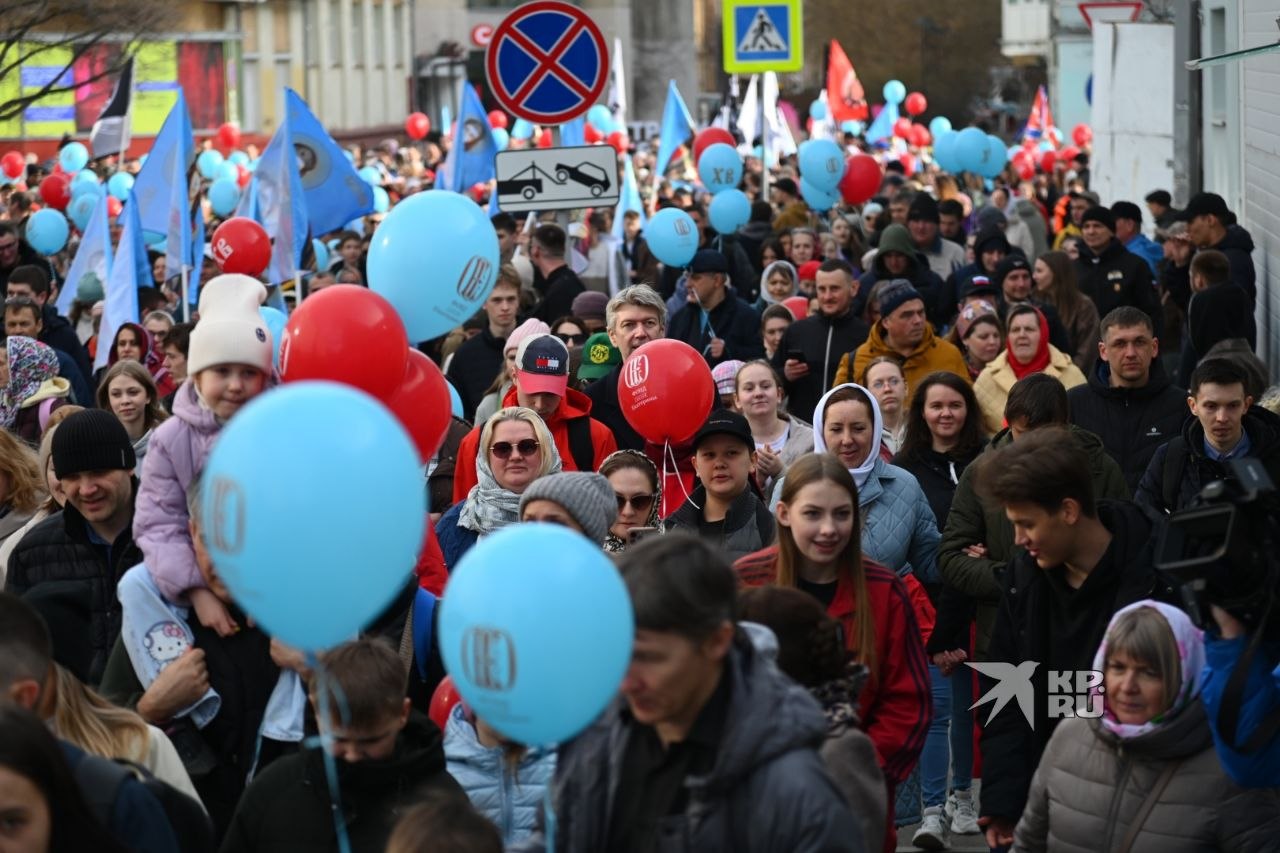 А вот так прошел Крестный ход в Екатеринбурге в этом году! А вот так прошел Крестный ход в Екатеринбурге в этом году!