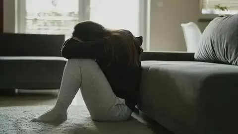 Как принять ошибки и стать сильнее: путь к истинному миниамализму