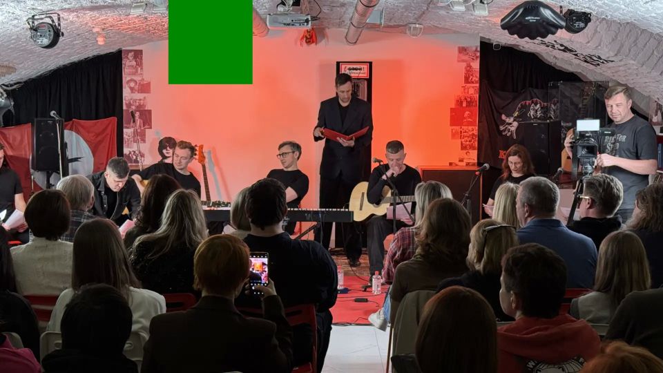 � ���� ���� ����� ����������� ������ ����������-������������, ����������� 40-����� ������������� ���-����� � ���������� ������ ��������