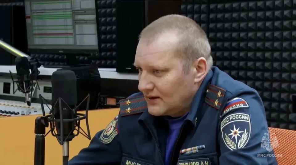 7 мая — День радио и всех отраслей связи 7 мая — День радио и всех отраслей связи