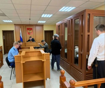 В Тавдинском районном суде началось слушание по делу о вымогательстве и угоне автомобиля