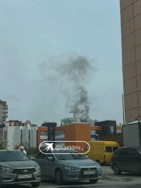 В Екатеринбурге в подвале школы загорелись провода