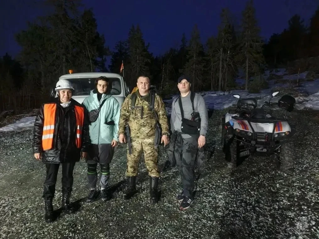 Заблудившуюся туристку из Подмосковья нашли на горе Качканар Заблудившуюся туристку из Подмосковья нашли на горе Качканар