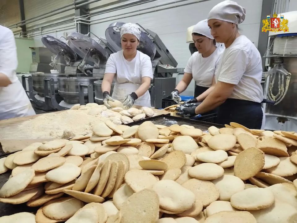 Свердловские производители хлеба и молочной продукции развивают свои производства, чтобы обеспечить продовольственную безопасность региона Свердловские производители хлеба и молочной продукции развивают свои производства, чтобы обеспечить продовольственную безопасность региона