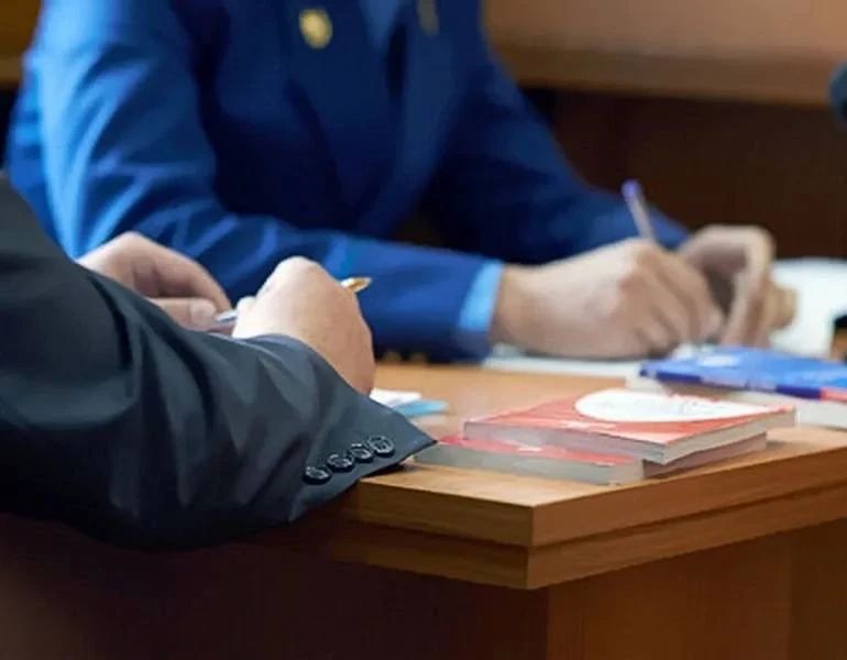 Прокуратура ЗАТО г. Новоуральске утвердила обвинительное заключение по уголовному делу в отношении врачей, обвиняемых в получении взятки