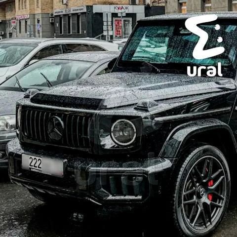 Пока екатеринбуржцы часами стоят в пробках и ждут убитые трамваи, ответственный за транспорт вице-мэр Рустам Галямов рассекает на люксовых авто Пока екатеринбуржцы часами стоят в пробках и ждут убитые трамваи, ответственный за транспорт вице-мэр Рустам Галямов рассекает на люксовых авто