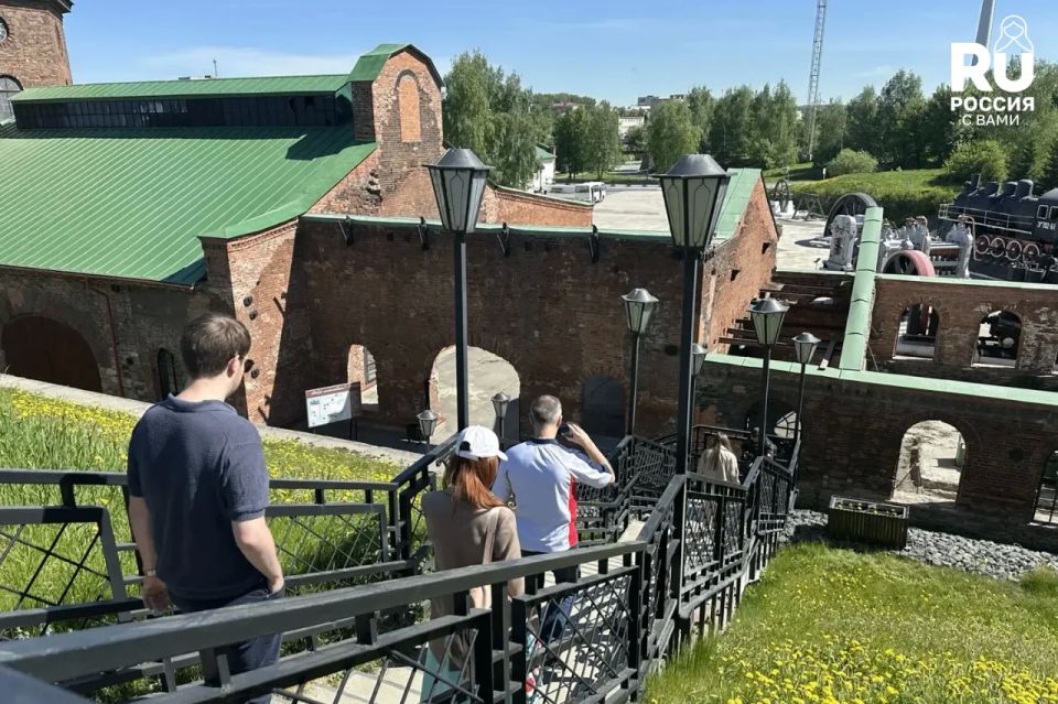 Международный пресстур в Свердловской области познакомил соотечественников с красотами и возможностями Урала Международный пресстур в Свердловской области познакомил соотечественников с красотами и возможностями Урала