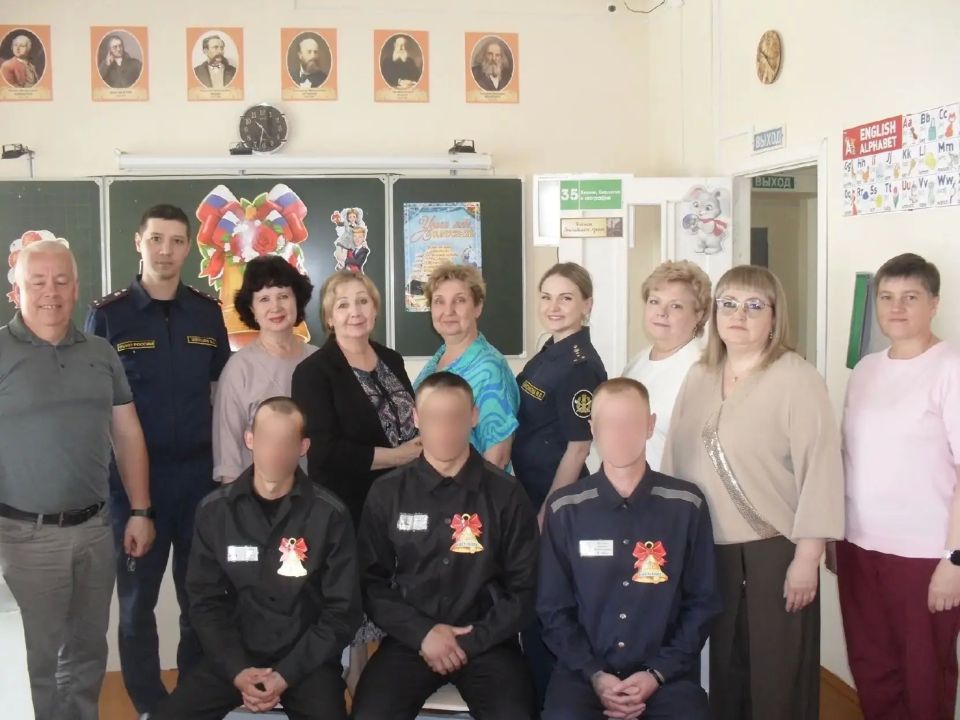 «Последний звонок» прозвучал в школе при ИК-3
