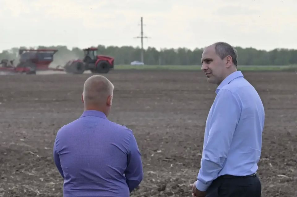 Денис Паслер: Талица вносит серьезный вклад в продовольственную безопасность страны Денис Паслер: Талица вносит серьезный вклад в продовольственную безопасность страны