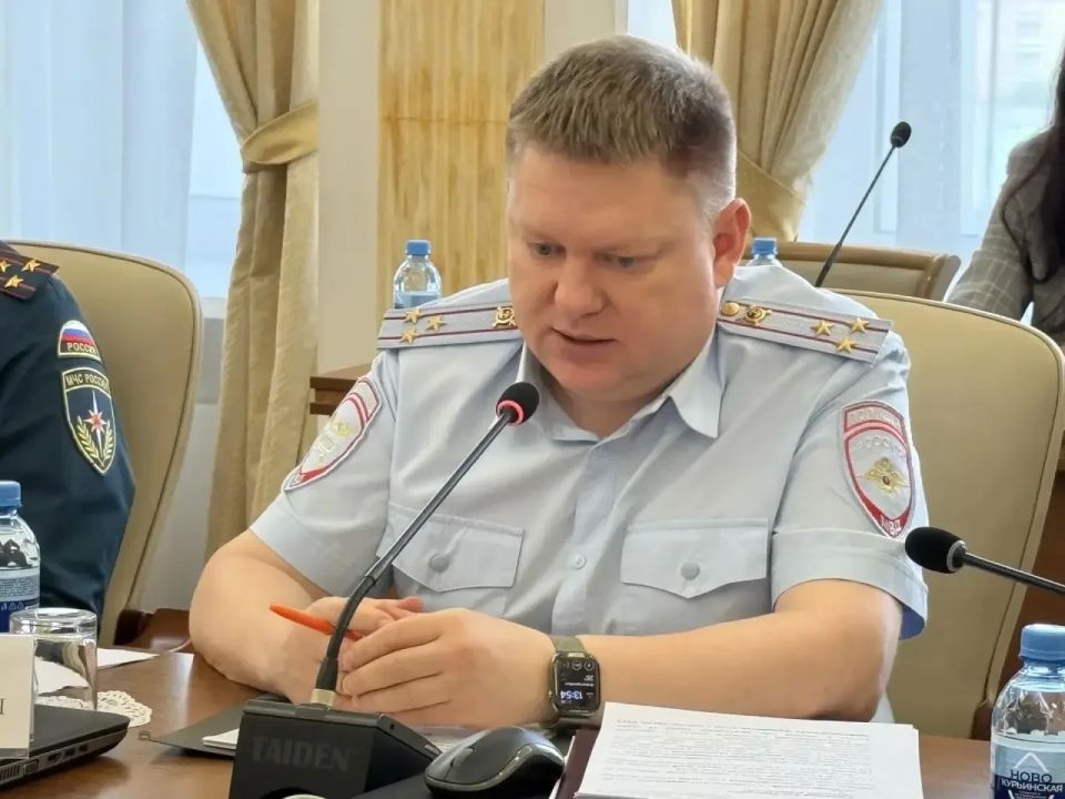 Главный государственный инспектор безопасности дорожного движения Свердловской области Алексей Спиридонов принял участие в заседании правительственной комиссии по безопасности дорожного движения Главный государственный инспектор безопасности дорожного движения Свердловской области Алексей Спиридонов принял участие в заседании правительственной комиссии по безопасности дорожного движения