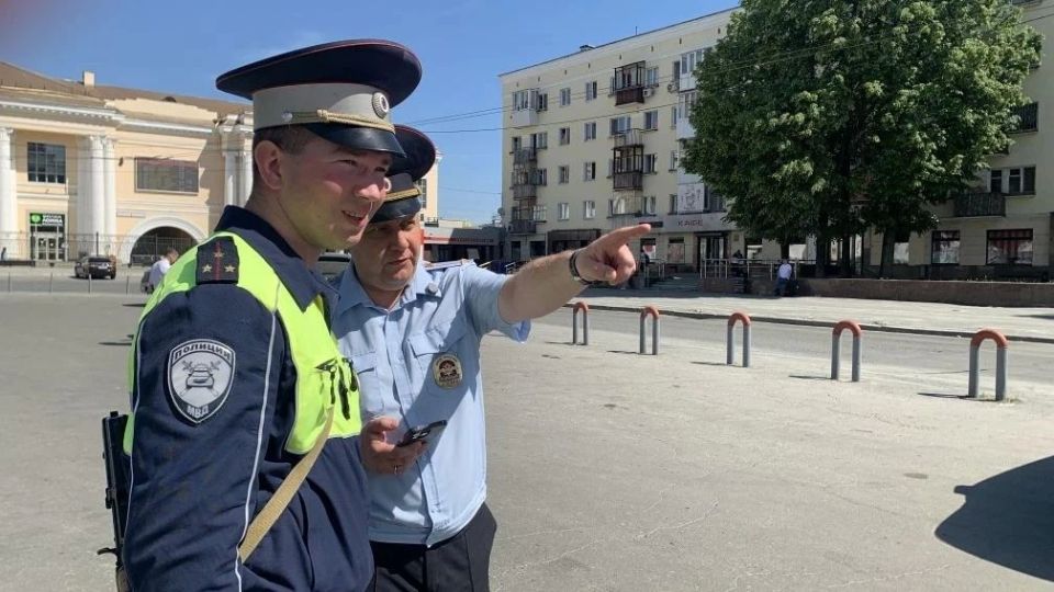 Рейд по пресечению нелегальных пассажирских перевозок прошёл в Екатеринбурге Рейд по пресечению нелегальных пассажирских перевозок прошёл в Екатеринбурге