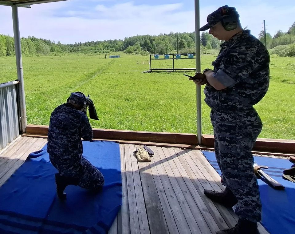 Сотрудники ИК-16, ИК-3 и ИК-53 соревновались в меткости на чемпионате ГУФСИН по стрельбе Сотрудники ИК-16, ИК-3 и ИК-53 соревновались в меткости на чемпионате ГУФСИН по стрельбе