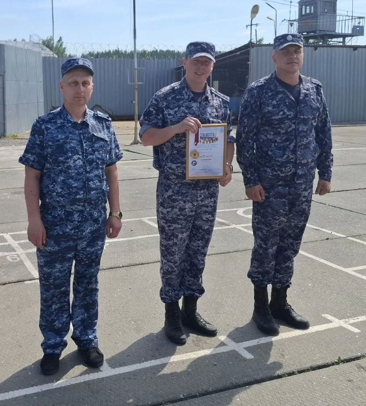 Сотрудники ИК-16, ИК-3 и ИК-53 соревновались в меткости на чемпионате ГУФСИН по стрельбе Сотрудники ИК-16, ИК-3 и ИК-53 соревновались в меткости на чемпионате ГУФСИН по стрельбе