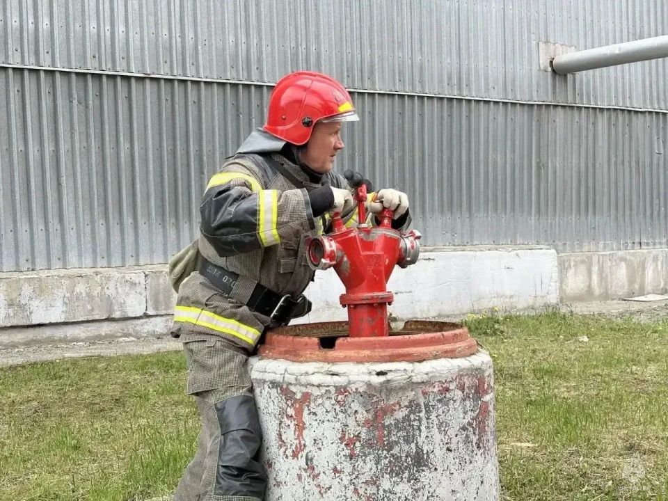 Огнеборцы 60 пожарно-спасательного отряда провели пожарно-тактические учения на Среднеуральской ГРЭС Огнеборцы 60 пожарно-спасательного отряда провели пожарно-тактические учения на Среднеуральской ГРЭС
