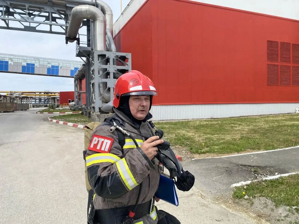 Огнеборцы 60 пожарно-спасательного отряда провели пожарно-тактические учения на Среднеуральской ГРЭС Огнеборцы 60 пожарно-спасательного отряда провели пожарно-тактические учения на Среднеуральской ГРЭС