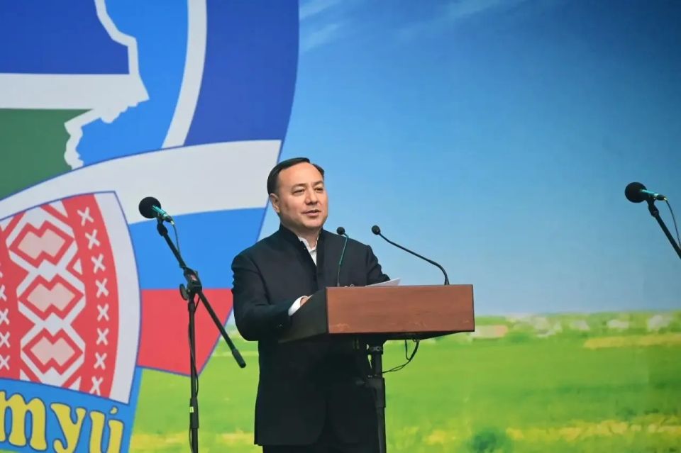 Денис Паслер поздравил участников областного Сабантуя в Кадниково Денис Паслер поздравил участников областного Сабантуя в Кадниково
