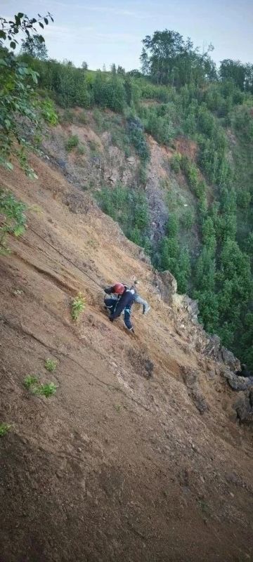 В Нижнем Тагиле двух подростков спасли из карьера шахты