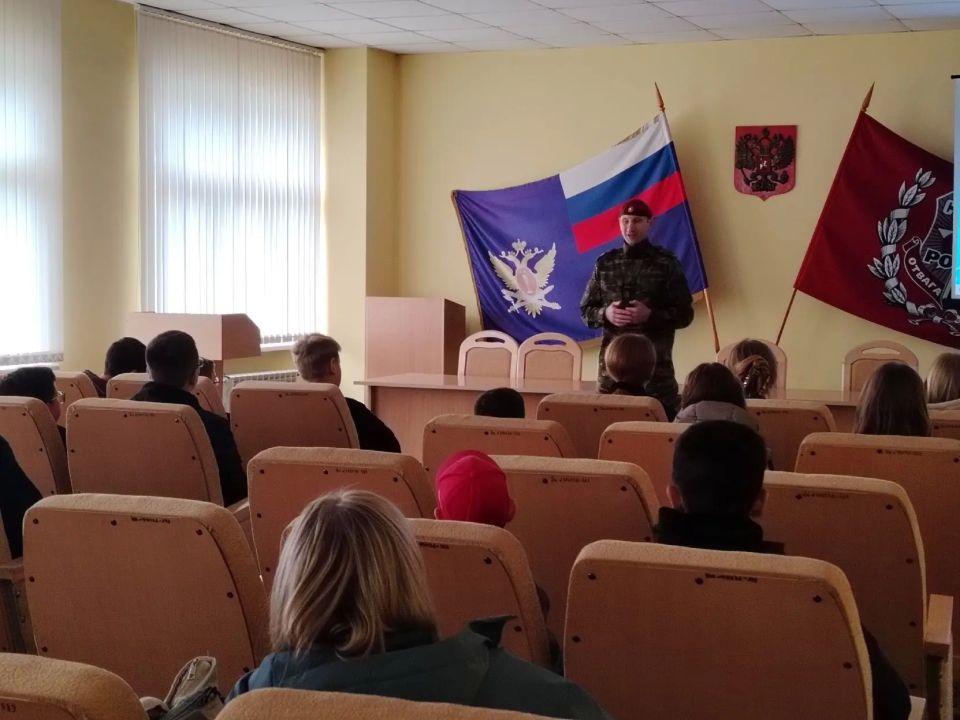 Спецназ «Россы» открыл двери для школьников Спецназ «Россы» открыл двери для школьников