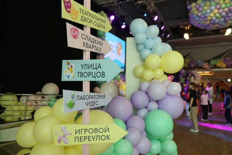 Артём Жога: Провел сегодня несколько встреч с детьми, зарядился энергией молодости и позитива Артём Жога: Провел сегодня несколько встреч с детьми, зарядился энергией молодости и позитива
