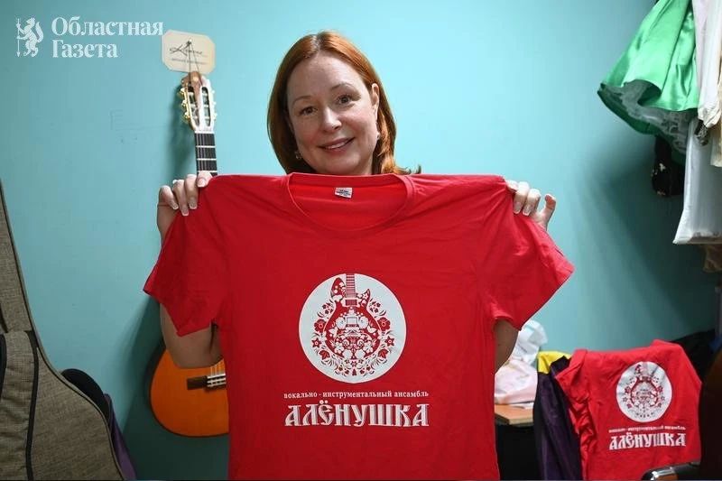 Ансамбль, который объединил поколения уральцев Ансамбль, который объединил поколения уральцев