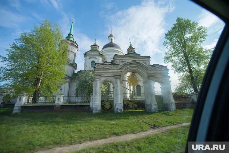 Шедевр уральского зодчества: под Екатеринбургом сохранился уникальный храм 18 века