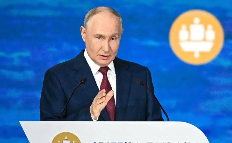 Денис Паслер: На пленарном заседании Петербургского международного экономического форума Президент России Владимир Владимирович Путин обозначил основные тенденции в мировой экономике и отметил достижения России и стран БРИКС Денис Паслер: На пленарном заседании Петербургского международного экономического форума Президент России Владимир Владимирович Путин обозначил основные тенденции в мировой экономике и отметил достижения России и стран БРИКС