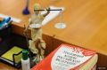 Директора челябинской компании отправили в колонию за взятку и мошенничество