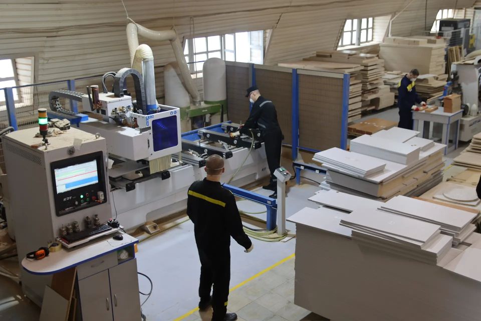 Журналисты семи СМИ побывали на производстве в екатеринбургской ИК-10 Журналисты семи СМИ побывали на производстве в екатеринбургской ИК-10
