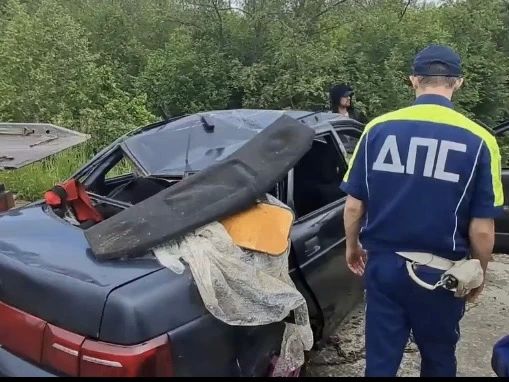 В Сысертском районе сотрудники Госавтоинспекции устанавливают обстоятельства смертельного ДТП В Сысертском районе сотрудники Госавтоинспекции устанавливают обстоятельства смертельного ДТП